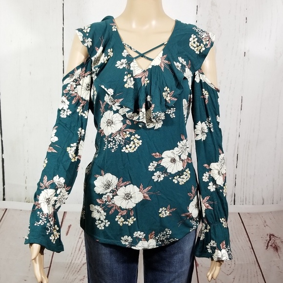 Floral Shoulder Cutout Blouse - Picture 1 of 8